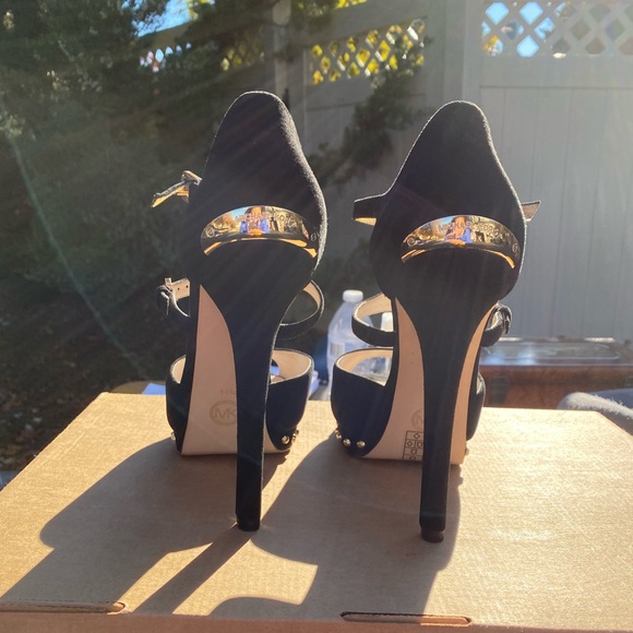 Black Suede Peep-toe platform heels - Picture 7 of 9